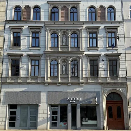 Kollataja 23 *