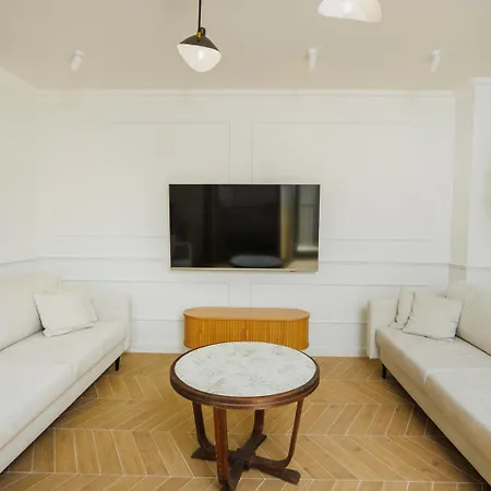 Kollataja 23 * Breslavia